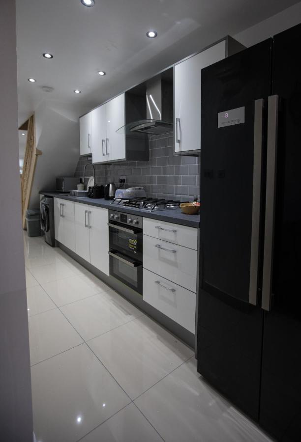 Comfortable Stays - Shirley, Solihull Exterior foto