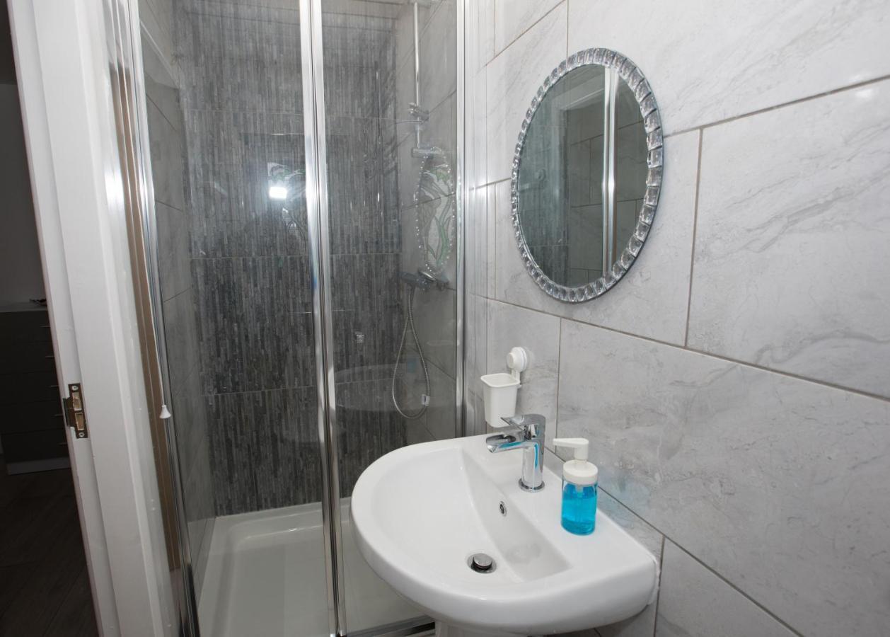 Comfortable Stays - Shirley, Solihull Exterior foto